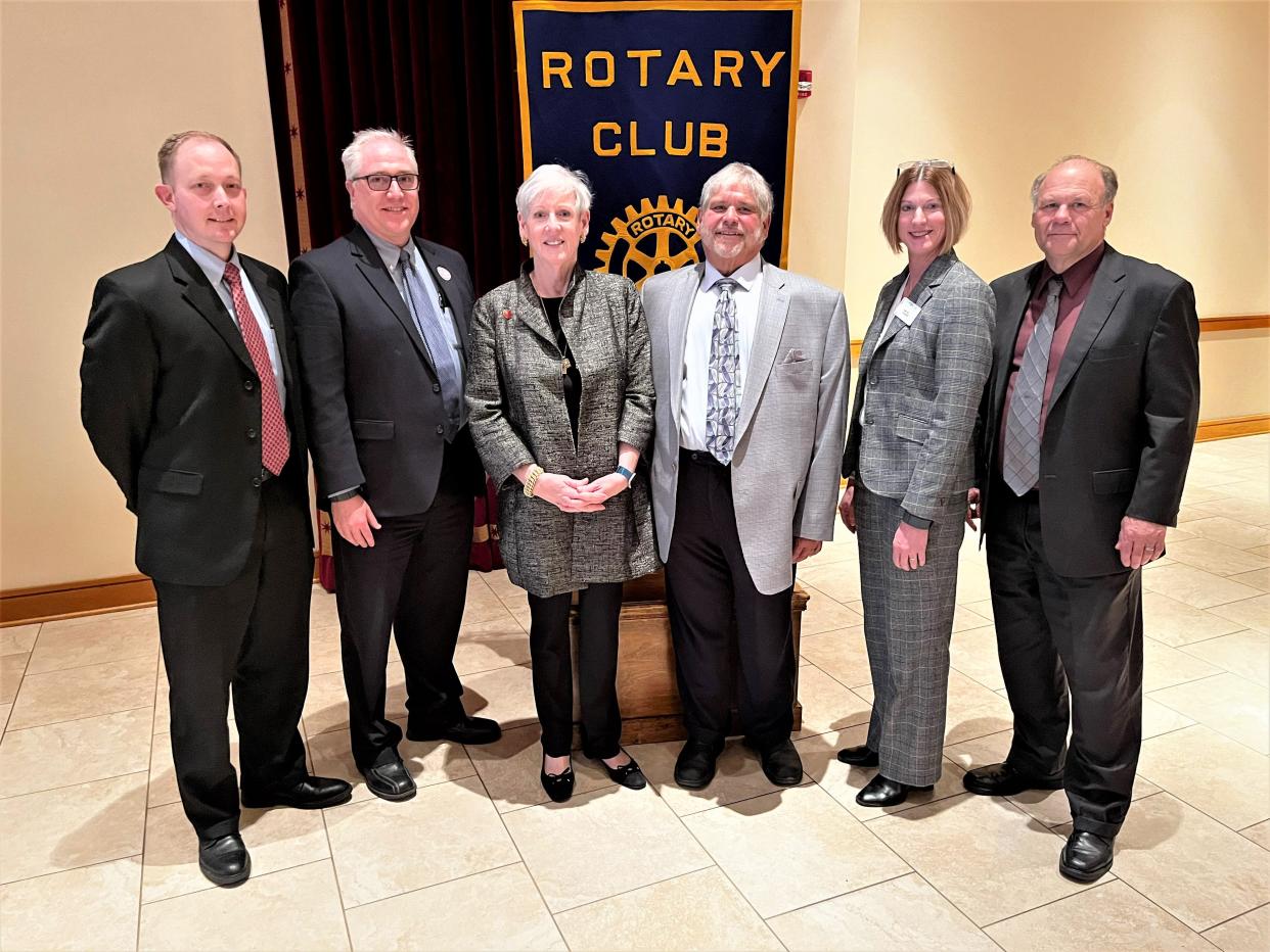 Retired Ohio Supreme Court Chief Justice Maureen O’Connor was the keynote speaker at the Marion Rotary Club’s Law Day event on Tuesday, May 2, 2023. Pictured, from left, are Marion County Common Pleas Court Judges Matthew P. Frericks, Common Pleas Court Judge Warren T. Edwards, Chief Justice O’Connor, retired Marion County Family Judge Robert Fragale, Family Court Judge Rhonda G. Burggraf, and Family Court Judge Larry N. Heiser.
