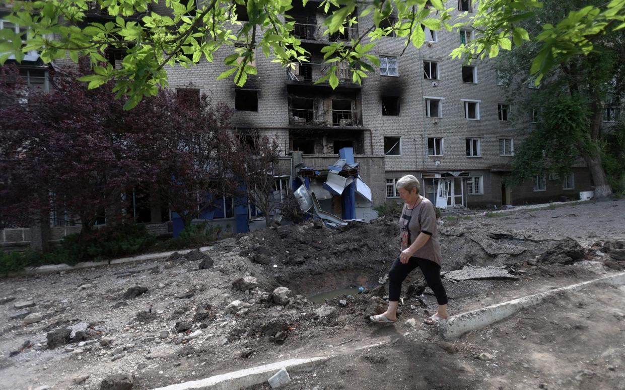 Many civilians remain trapped under Russian bombardment across the Donbas region - Anatoli Stepanov/AFP