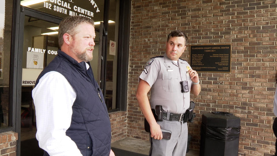 SC Highway Patrol Trooper Nicholson walked out the front door of the Clarendon County Magistrate’s Court to tell us we could not bring a camera into the building, something Chief Magistrate Robin Moody already informed us of the day before. (WJZY Photo/Ryan Miloff)