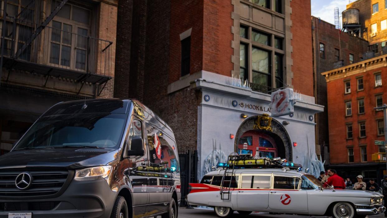 mercedes benz ecto z and cadillac ecto 1