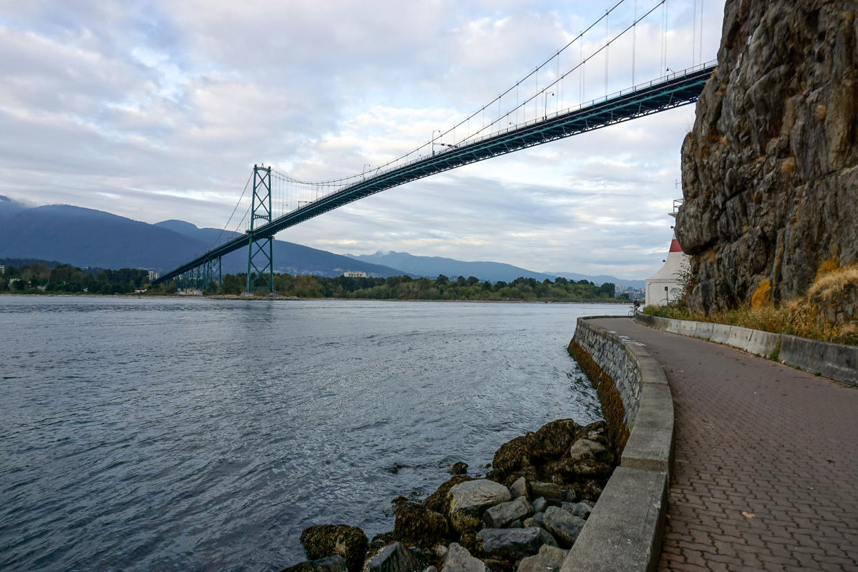 Looking out at the Lion's Gate Bridge from the beautiful seawall of Stanley Park, Canada. (Photo by: Matthew Bailey/VWPics/Universal Images Group via Getty Images)