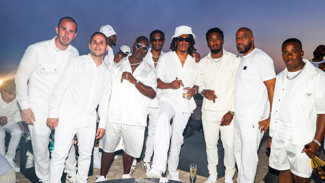 Jay-Z, Beyoncé, and More Attend Michael Rubin's July 4th Party With  Performances by Drake, Lil Baby, Travis Scott