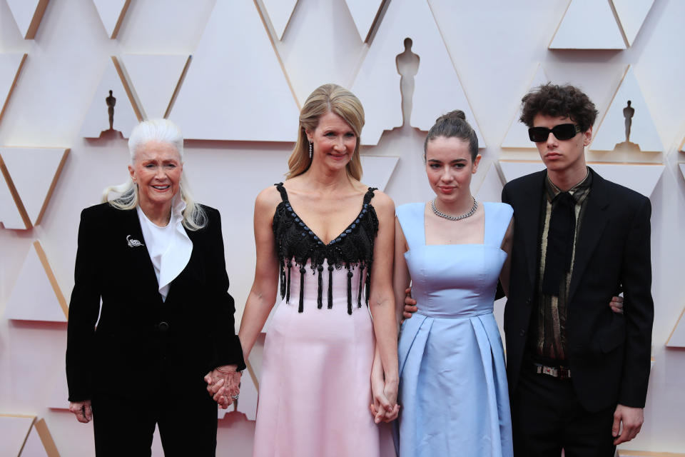 LOS ANGELES, Feb. 9, 2020 -- From L to R Diane Ladd, Laura Dern, Jaya Harper and Ellery Harper arrive for the red carpet of the 92nd Academy Awards at the Dolby Theatre in Los Angeles, the United States, Feb. 9, 2020. (Photo by Li Ying/Xinhua via Getty) (Xinhua/Li Ying via Getty Images)