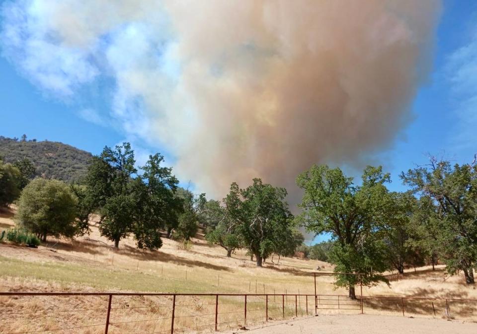 The Oak Fire headed toward the Rocking Lazy DJ Bar Ranch off Triangle Road, east of Mariposa, shortly after the wildfire ignited on July 22, 2022.