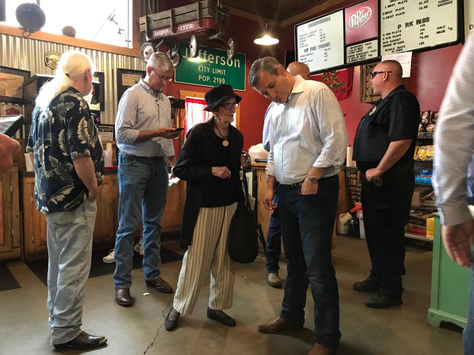 Ted Cruz with supporters