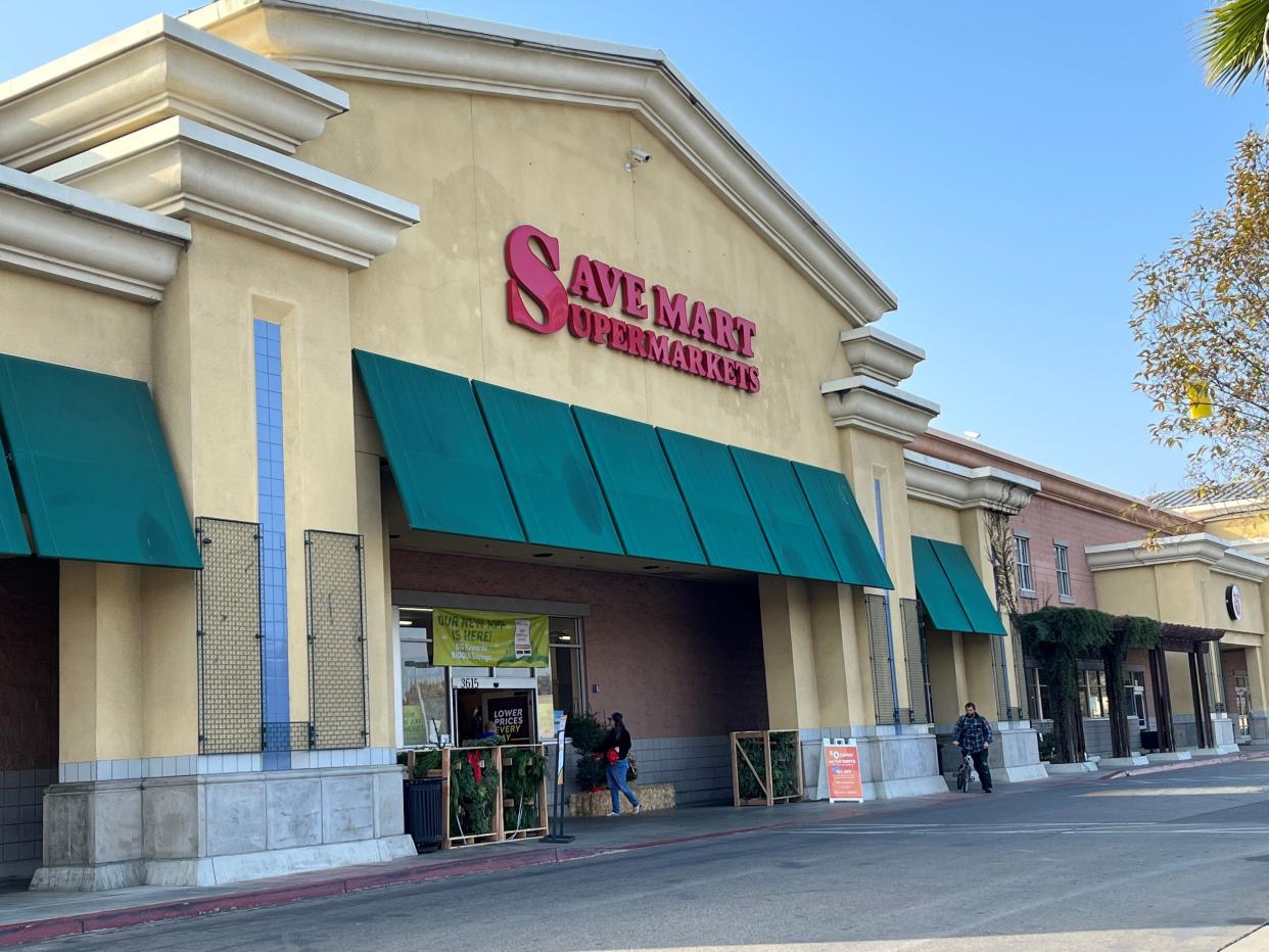 Save Mart is open on Thanksgiving 2021, but closes at 5 p.m.