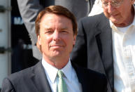 Auch der ehemalige US-Senator John Edwards musste sich einem Sex-Skandal stellen. 2007 decke "The National Enquirer" auf, dass der Politiker eine Affäre mit einer Videofilmerin aus seinem Team unterhielt. Während seine Ehefrau gegen den Krebs kämpfte – 2010 verstarb sie. (Bild-Copyright: Sara D. Davis/Getty Images)