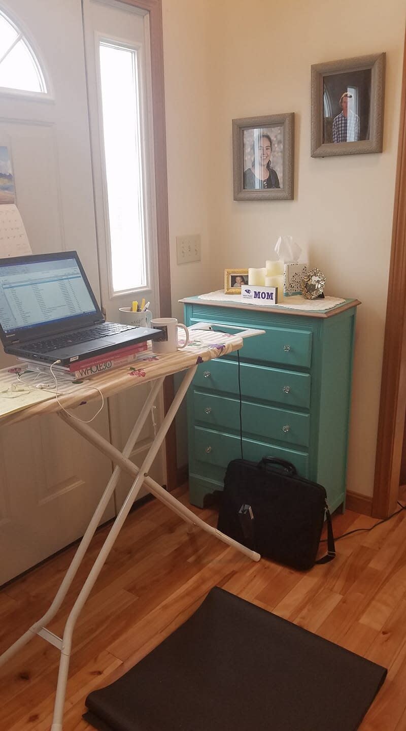 Human resource professional Jessica Chaloux Hill told HuffPost that her ironing board desk should be height-adjustable, but she hasn't yet "dared to try it." (Photo: Jessica Chaloux Hill)