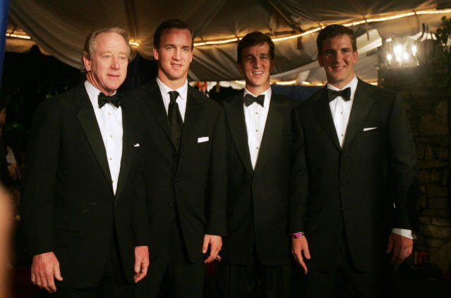 Archie, Peyton and Eli have new venture: Manning family partners with  Caesars Sportsbook, Business