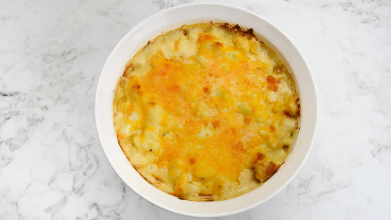 baked roasted cauliflower mac and cheese