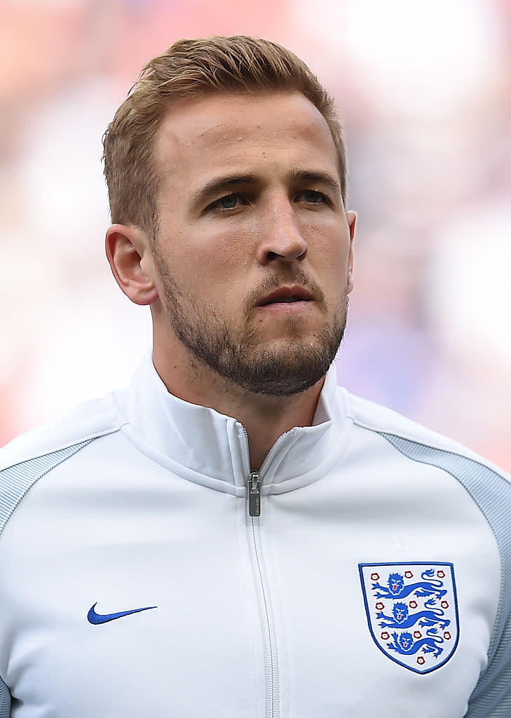 <p>L’attaquant anglais Harry Kane se trouve à la quatrième place de ce sondage, nous prouvant une fois de plus que les footballeurs ont une grande influence sur les tendances masculines. N’est-ce pas David Beckham ? <em>[Photo : Getty]</em> </p>