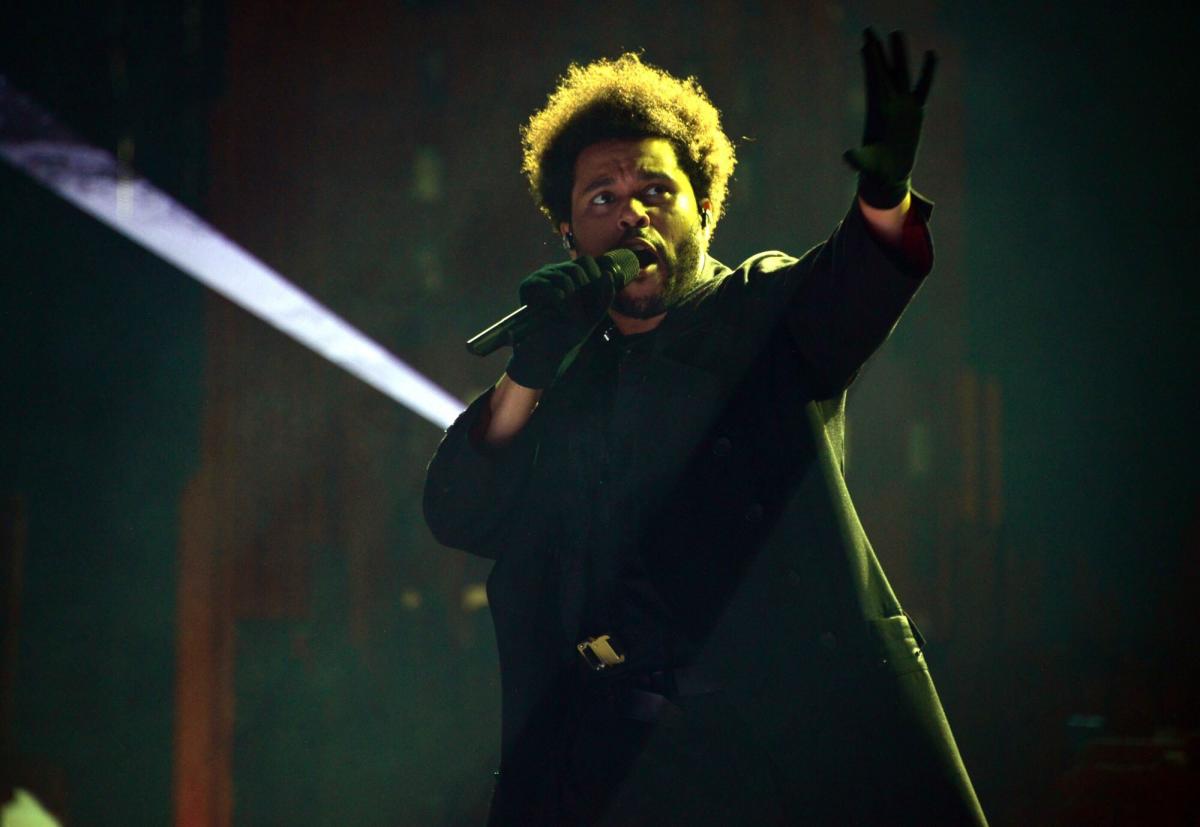 The Weeknd Apologizes for Leaving 3 Songs in at Los Angeles Concert