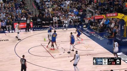 Mike Conley hits the shot with time ticking down