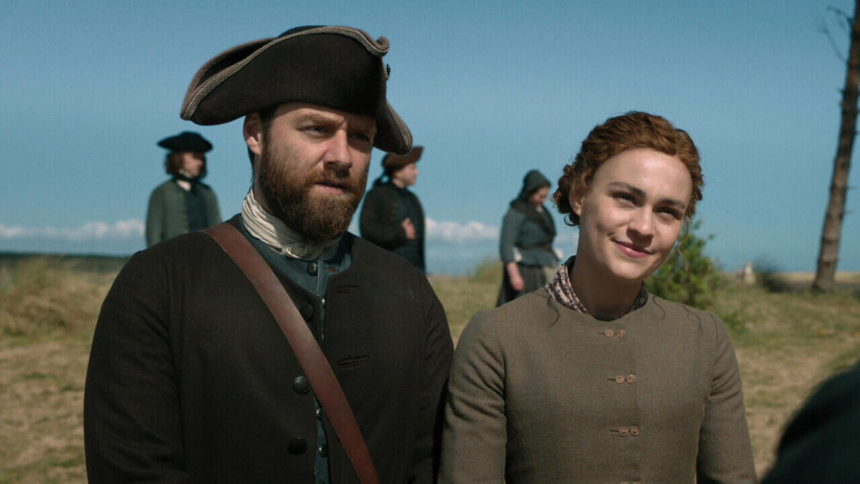  Outlander's Sophie Skelton and Richard Rankin as Brianna and Roger 