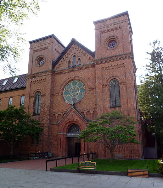 St. John's University (NY) (bobak Ha’Eri/Wikimedia Commons)