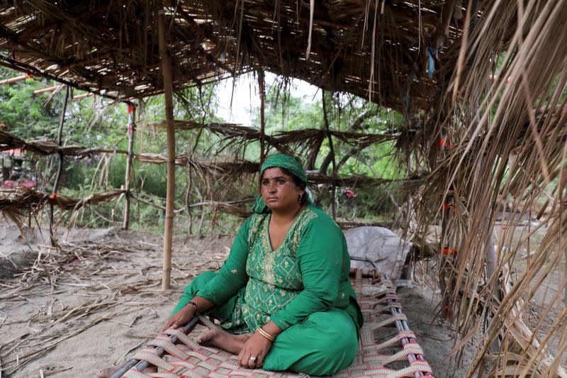 The Wider Image: Living on the edge, Pakistani Hindus still feel safer in India