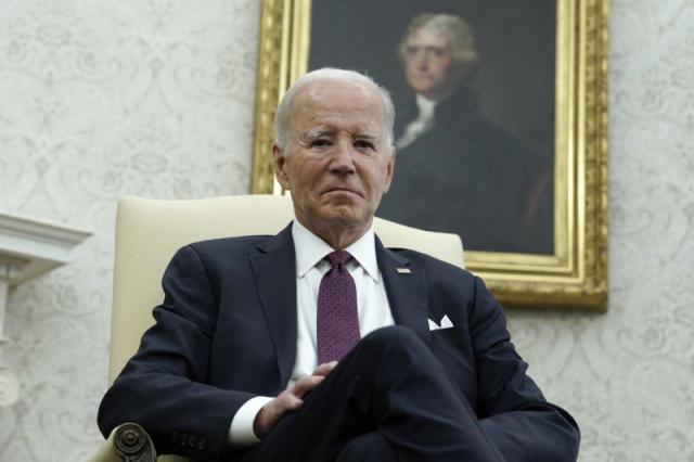 SNL' Cold Open: Christopher Walken's 'Papa Pumpkin' Visits Biden