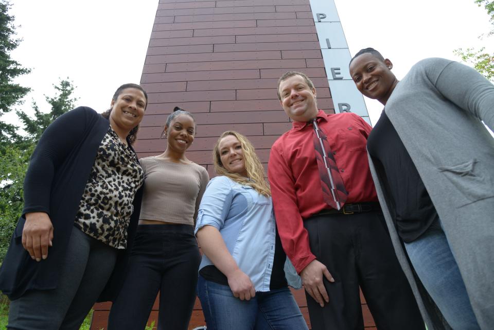 At Pierce College, Jasmine Justice (far left) counsels fellow students to stay in school despite the struggles. "I don’t want them to be my age and still trying to get their associate’s degree. It’s like with smokers who quit: If you give in and give up, it’s so hard to start over.”