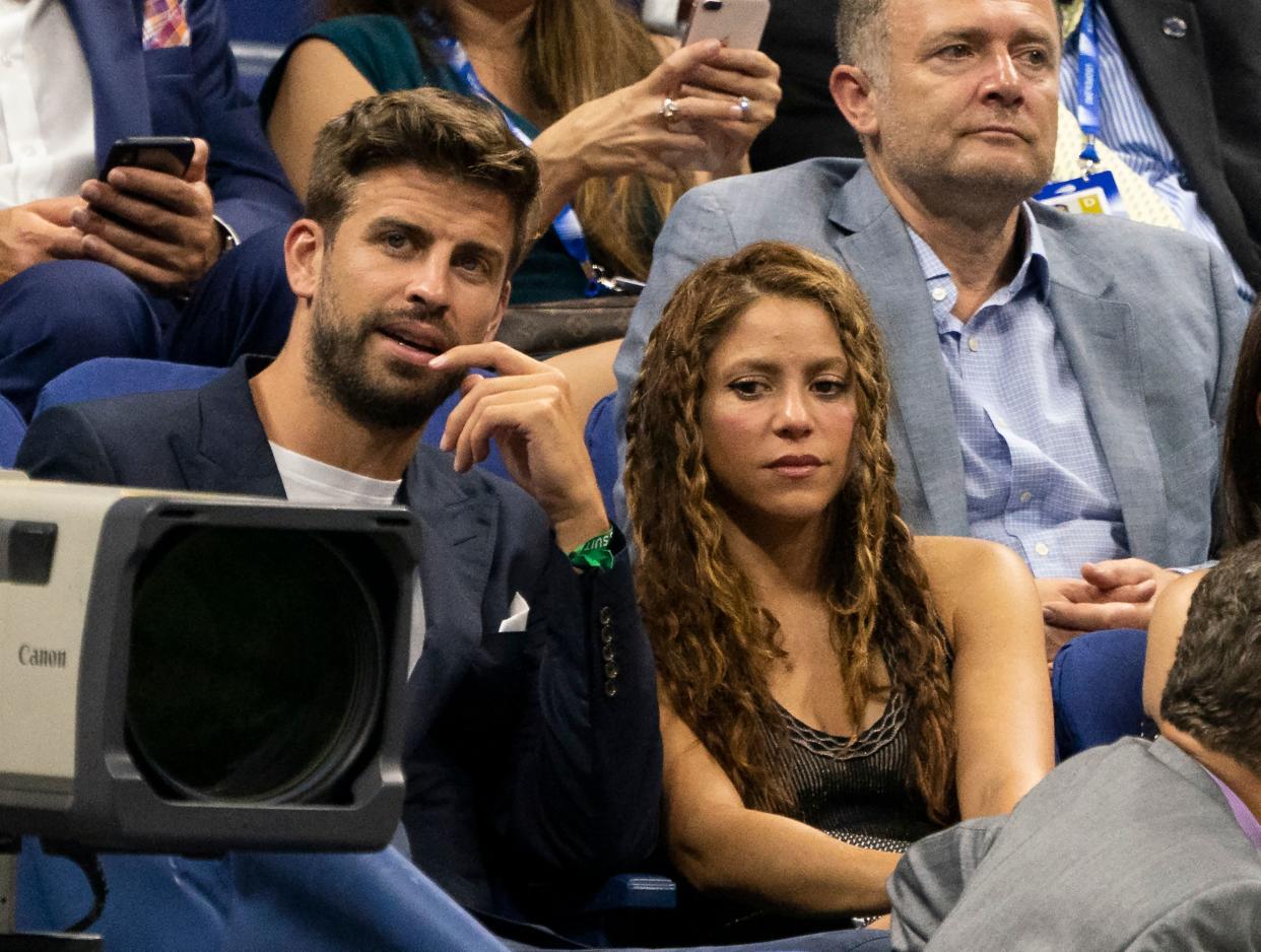 Spanish football player Gerard Pique and Colombian singer Shakira watch Rafael Nadal of Spain and Diego Schwartzman of Argentina during their Quarter-finals Men's Singles match at the 2019 US Open at the USTA Billie Jean King National Tennis Center in New York on September 4, 2019. (Photo by Don Emmert / AFP)        (Photo credit should read DON EMMERT/AFP via Getty Images)