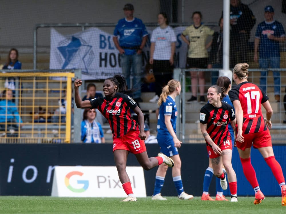 Nicole Anyomi traf doppelt für Frankfurt (IMAGO/Eibner-Pressefoto/Memmler)