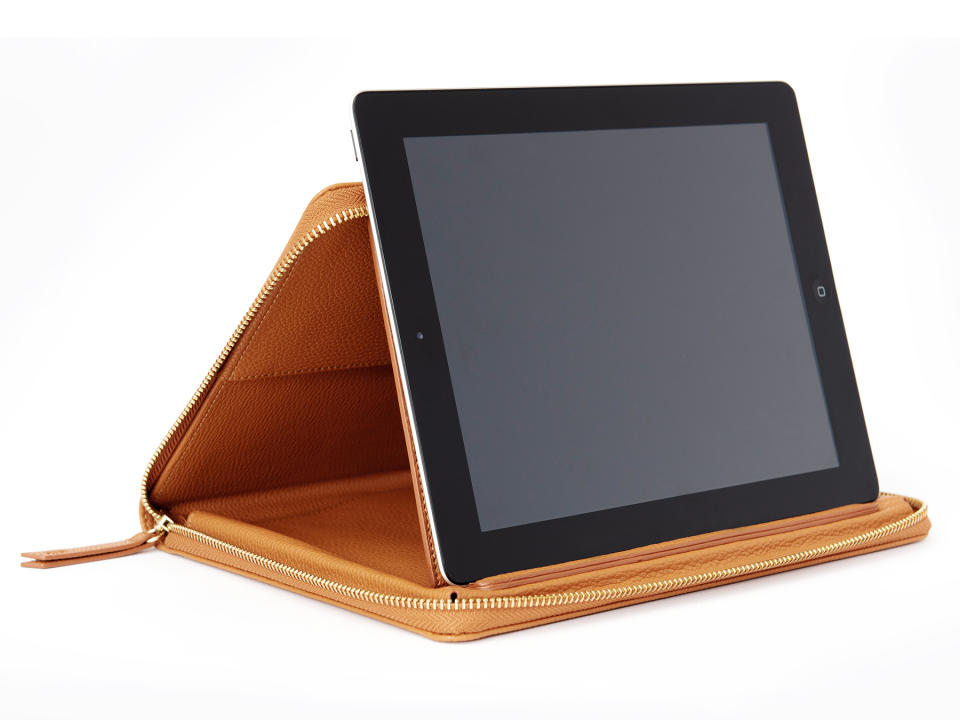 Motile Vegan Leather Tablet Envelope Case. (Photo: Walmart)