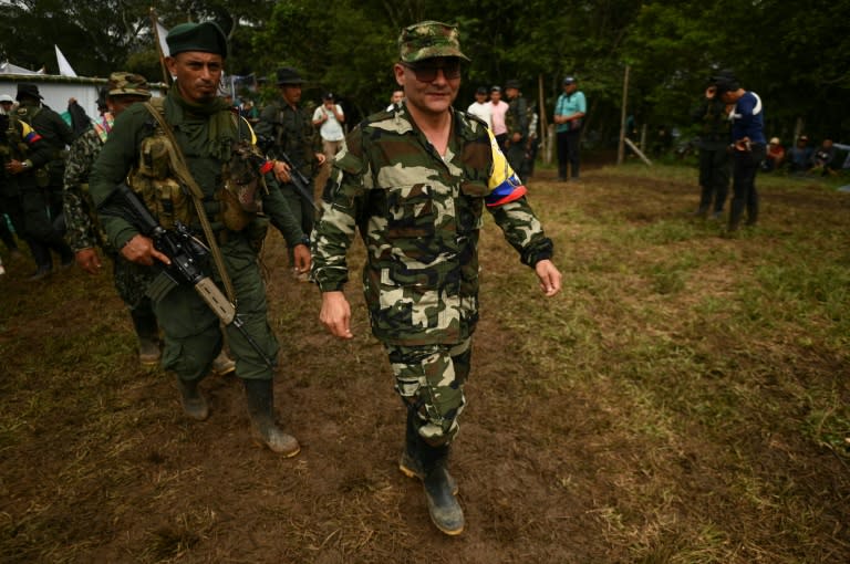 El comandante del principal grupo disidente de las FARC, alias Iván Mordisco, el 16 de abril de 2023 en San Vicente del Caguan (Colombia) (JOAQUIN SARMIENTO)