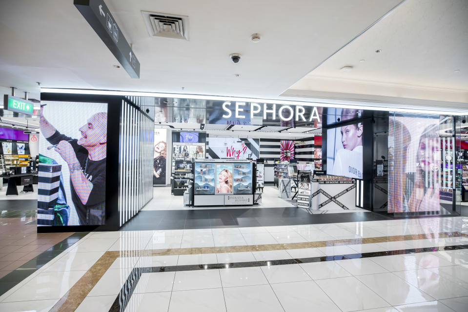 An interior shot of Sephora Takashimaya. (PHOTO: Sephora)