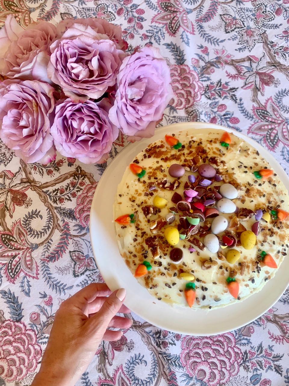 Carrot cake for tea (on my favourite Simrane tablecloth).