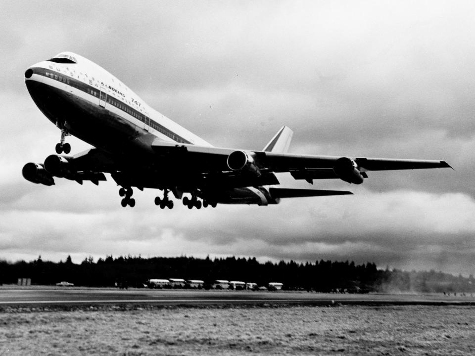 Boeing 747