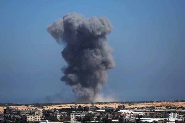 Israeli air strikes on Gaza