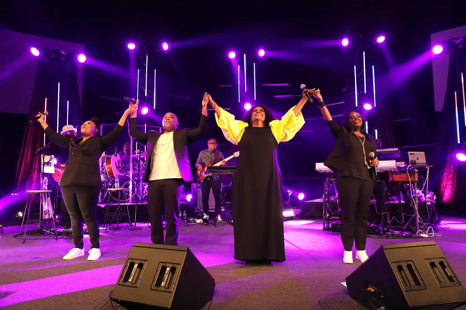 Go Behind the Scenes of Legendary Gospel Singer CeCe Winans' First Tour in Over a Decade