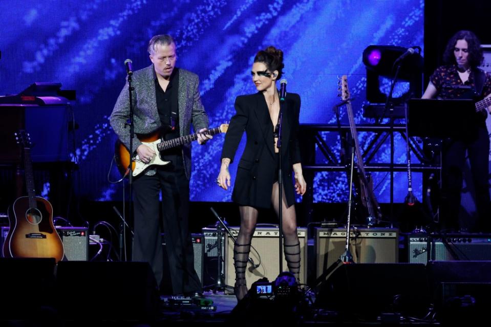 NASHVILLE, TENNESSEE - MARCH 20: Jason Isbell and Amanda Shires perform onstage during the Love Rising: Let Freedom Sing (and Dance) A Celebration Of Life, Liberty And The Pursuit Of Happiness show at Bridgestone Arena on March 20, 2023 in Nashville, Tennessee. (Photo by Jason Kempin/Getty Images)