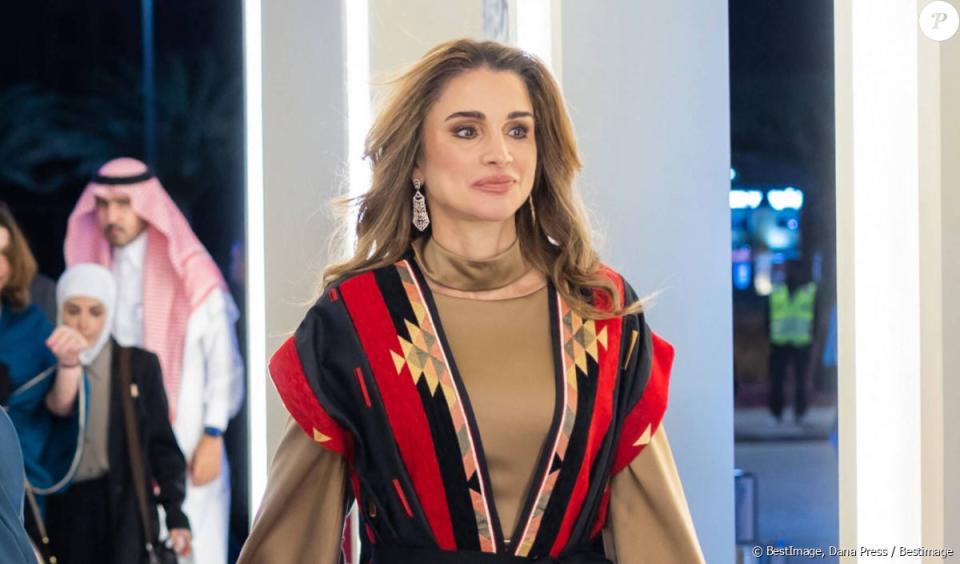 Rania de Jordanie sublime et époustouflante en tenue traditionnelle : la reine fait encore un sans-faute - BestImage, Dana Press / Bestimage