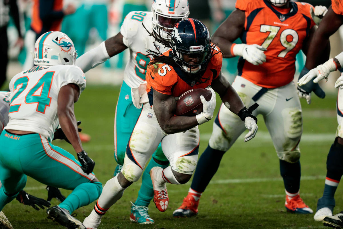 Broncos seek first win of season, eighth all-time vs. Dolphins