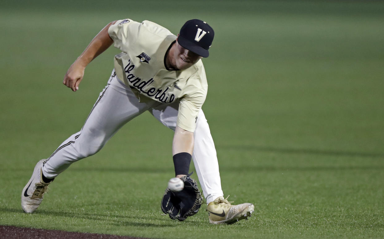 Vanderbilt's Ethan Paul makes a catch of a line drive during the first inning of the team's NCAA college baseball tournament super regional game against Duke on Saturday, June 8, 2019, in Nashville, Tenn. (AP Photo/Wade Payne)