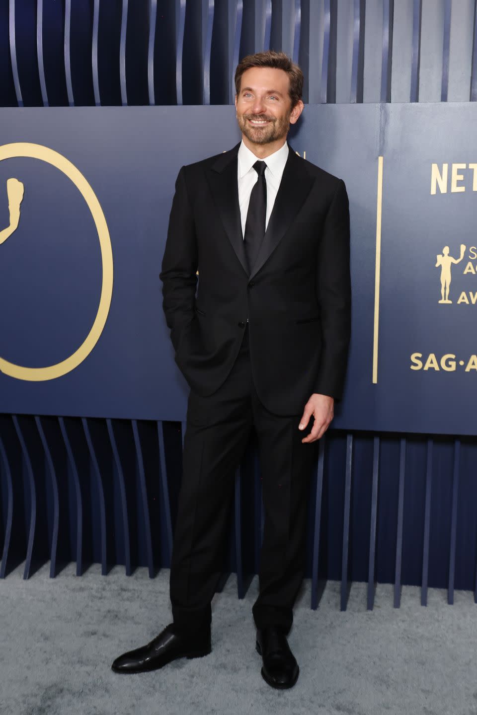 los angeles, california february 24 bradley cooper attends the 30th annual screen actors guild awards at shrine auditorium and expo hall on february 24, 2024 in los angeles, california photo by amy sussmanwireimage