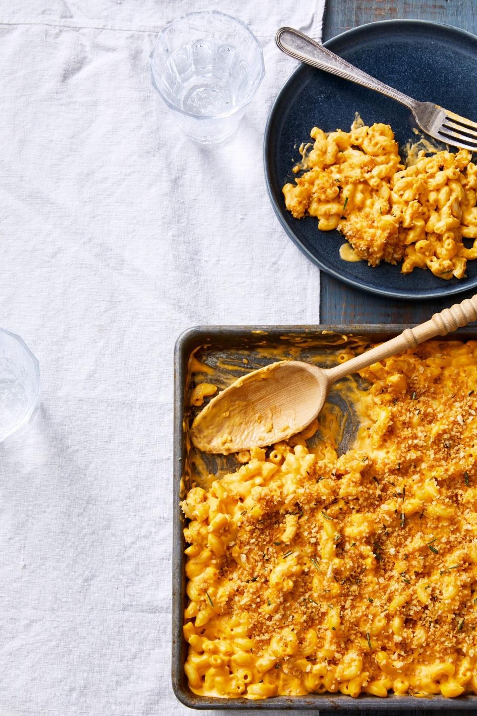 Sheet Pan Butternut Squash Mac and Cheese