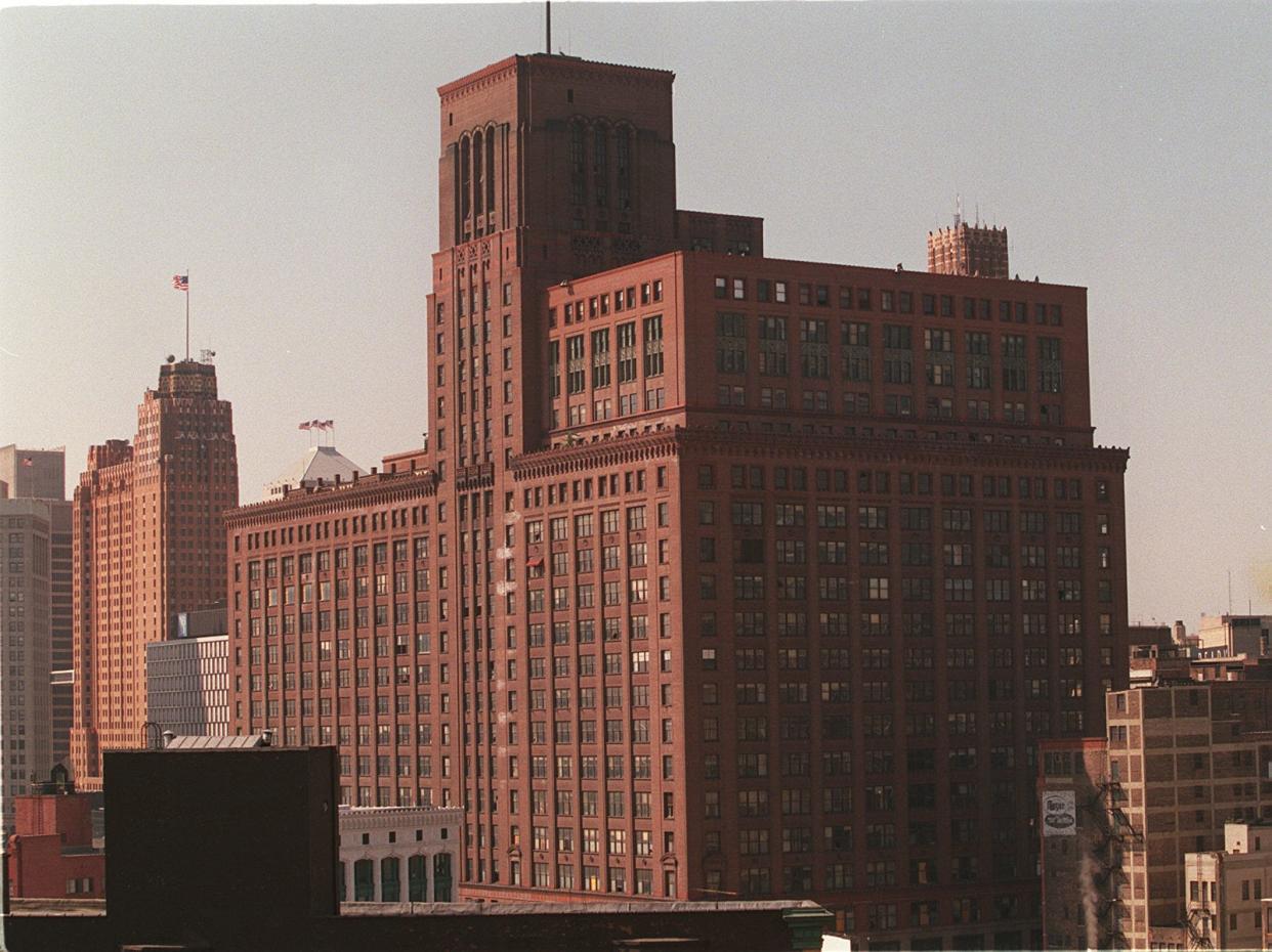 Hudson's Department store building in downtown Detroit in 1998.