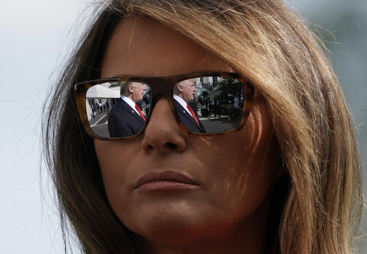 Melania Trump versteckt sich gern hinter einer großen Sonnenbrille. (Bild: ASSOCIATED PRESS/AP Photo)