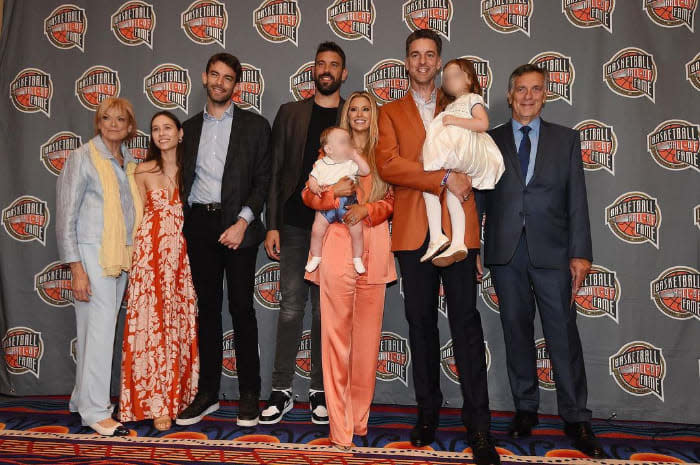 Pau Gasol con su familia