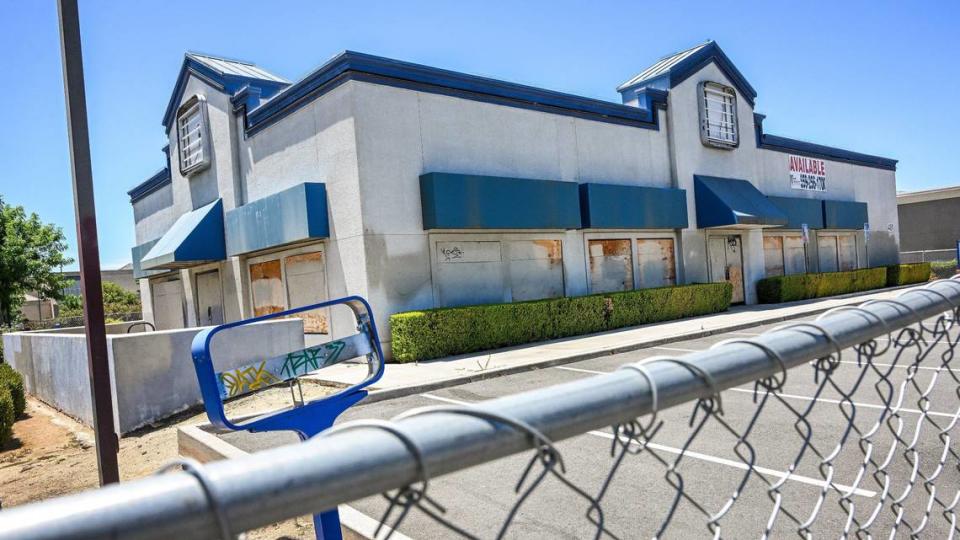 The former Burger King in front of Fashion Fair mall is getting a complete makeover. A nationally franchised restaurant has leased the building and plans to remodel it.