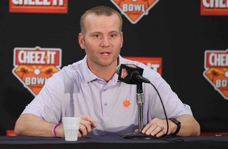Clemson offensive coordinator Brandon Streeter speaks during the 2021 Cheez-It Bowl press conference at the Rosen Plaza in Orlando, Florida Sunday, December 26, 2021. 