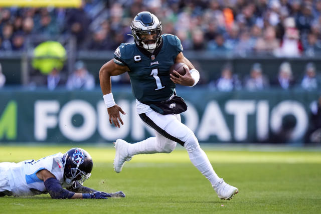 Hurts has 3 TD passes plus TD run, Eagles beat Titans 35-10 - WHYY