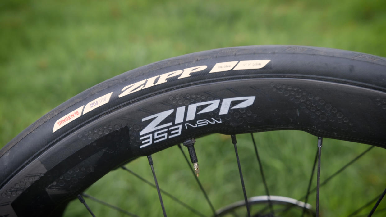  Tubeless tire fitted to Zipp's 353 NSW wheel 