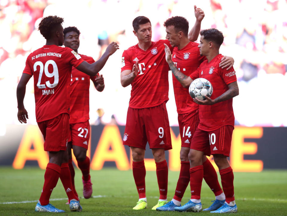 8 - Bayern Munich (groupe B) : 867,4 millions d'euros.