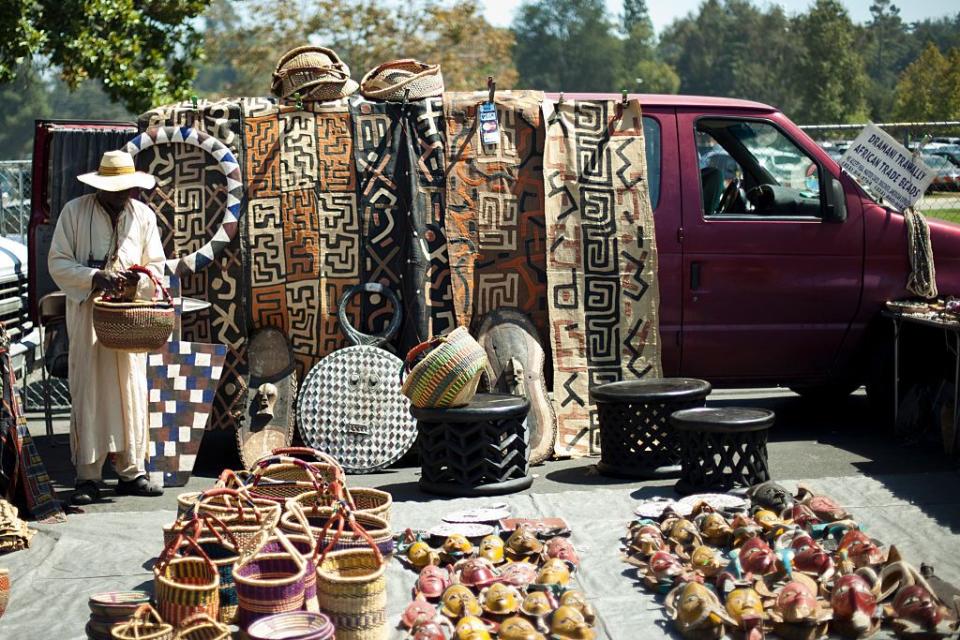 California: Rose Bowl Flea Market