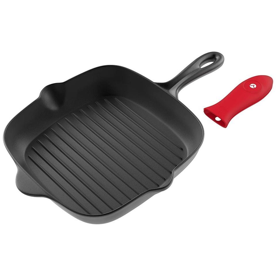 6) Vremi Cast Iron Grill Pan