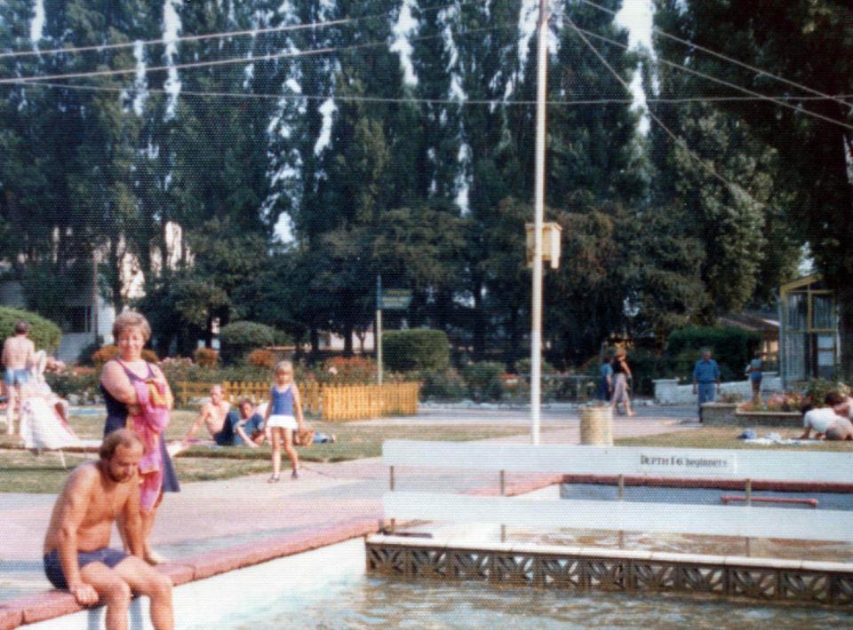 Collect images of the Bracklesham Bay Pontins holiday camp in the late 1970s. The firm was founded by Fred Pontin in 1946 Ã 10 years after Billy Butlin had opened his first holiday camp and went into administration last week.