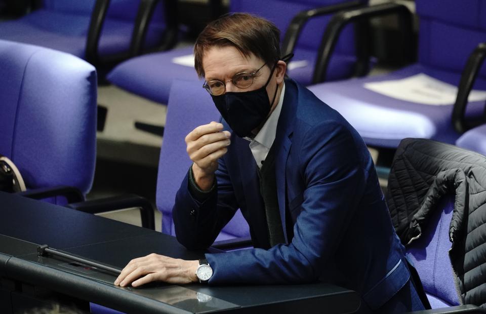 Karl Lauterbach im Bundestag (Bild: Michael Kappeler/dpa)