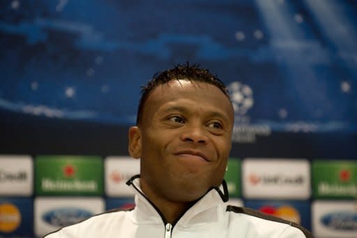 El delantero brasileño Julio César Baptista rescindió su contrato con el Málaga y jugará la temporada próxima en el Cruzeiro, en Belo Horizonte, anunció este miércoles el club de la primera división española. (AFP/Archivo | Jorge Guerrero)